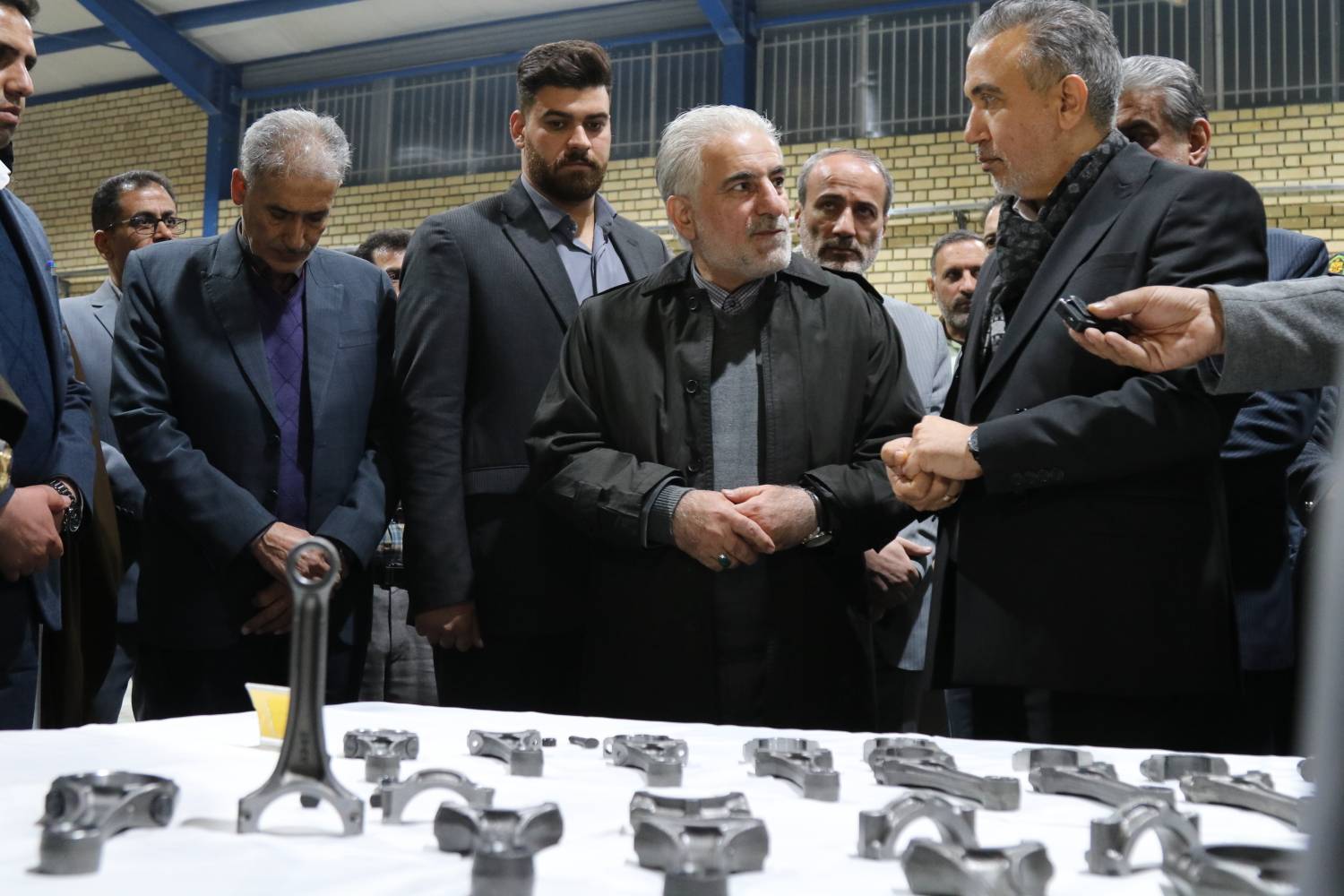 کارگاه «تولید قطعات موتوری خودرو‌های سبک» زندان گلپایگان با حضور رئیس سازمان زندان‌ها افتتاح شد